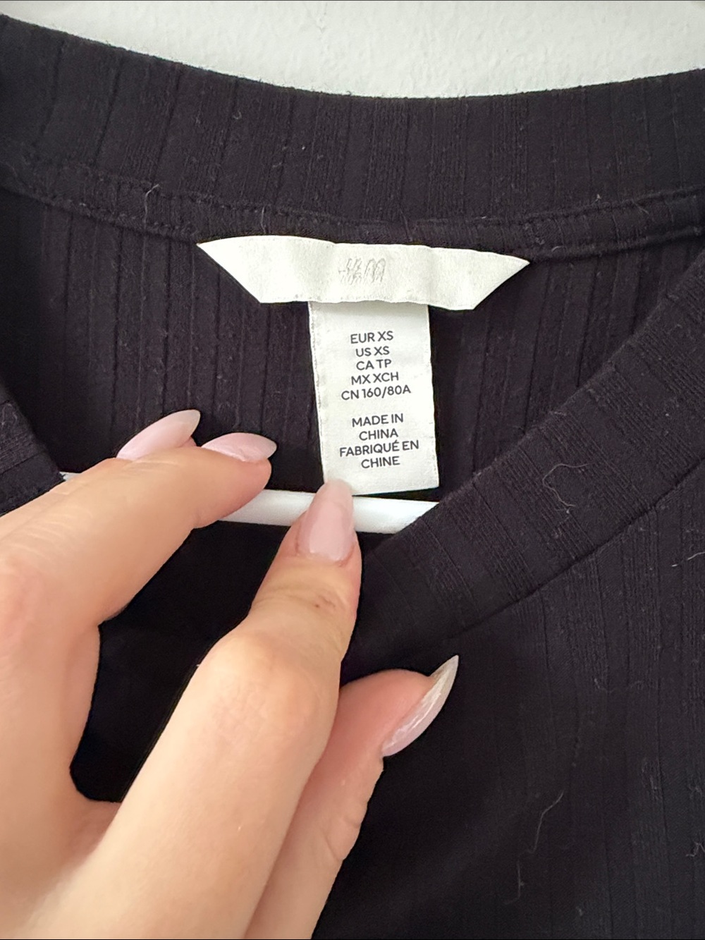 H&M Black Ribbed Short-Sleeve Tee - Picture 2 of 3